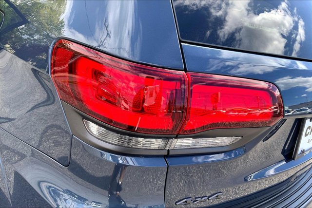 Used 2020 Jeep Grand Cherokee High Altitude AWD/4WD image 29