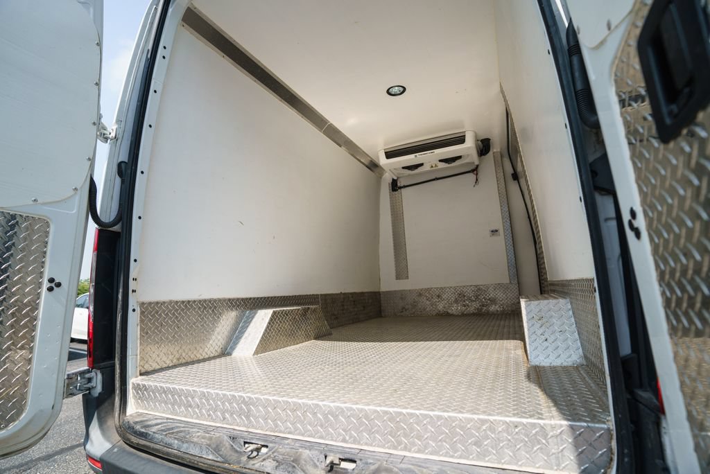 Used 2023 Mercedes-Benz Sprinter 2500 image 14