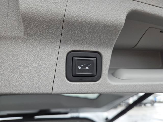 Certified 2023 GMC Acadia SLT w/ Technology Package image 21