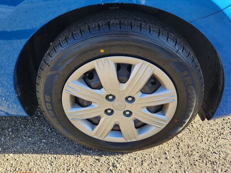 Used 2021 Kia Rio S image 15