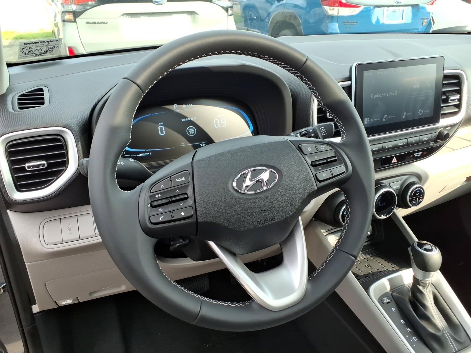 New 2026 Hyundai Venue SEL FWD image 6