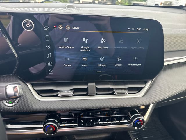 Used 2025 Chevrolet Equinox LT w/ Convenience Package II image 20