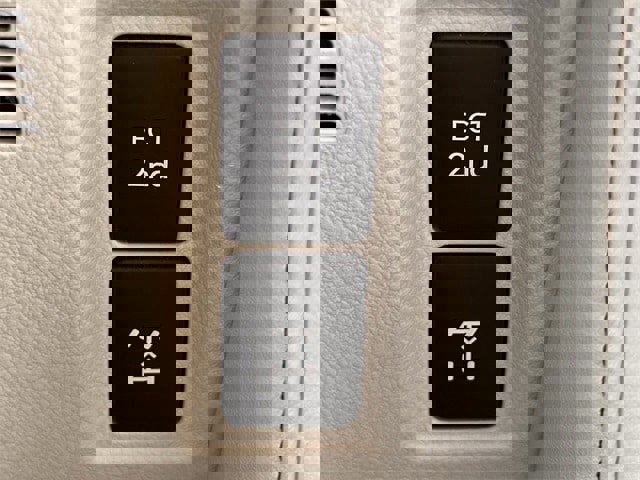 Used 2020 Lexus GX 460 Premium w/ Premium Package image 22