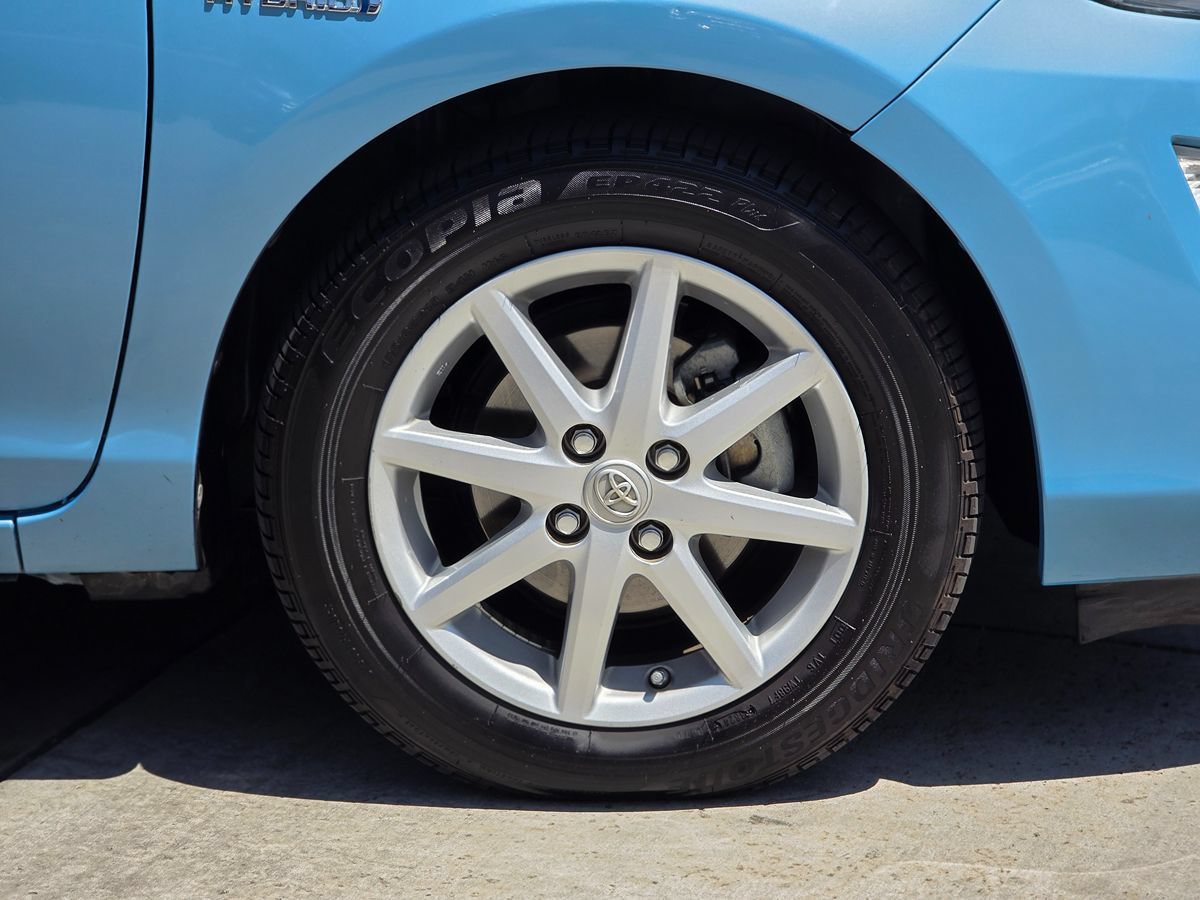 Used 2015 Toyota Prius C Three FWD image 13