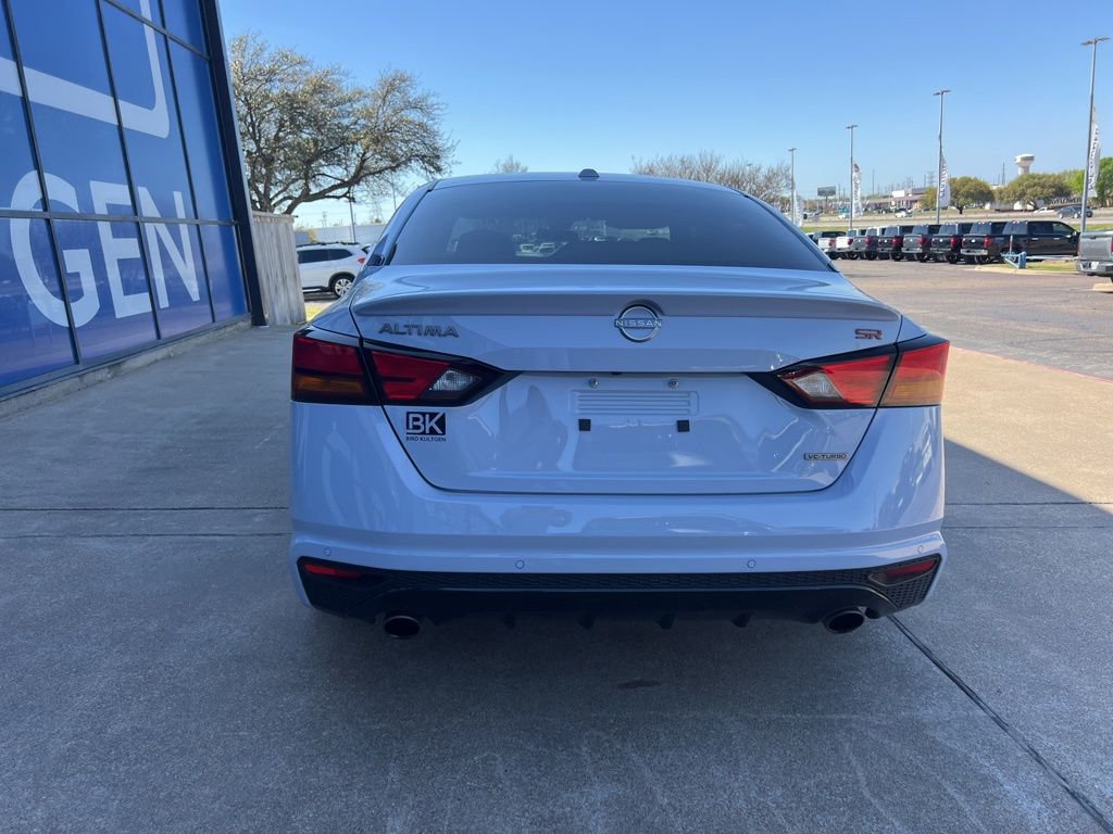Used 2024 Nissan Altima 2.0 SR image 7