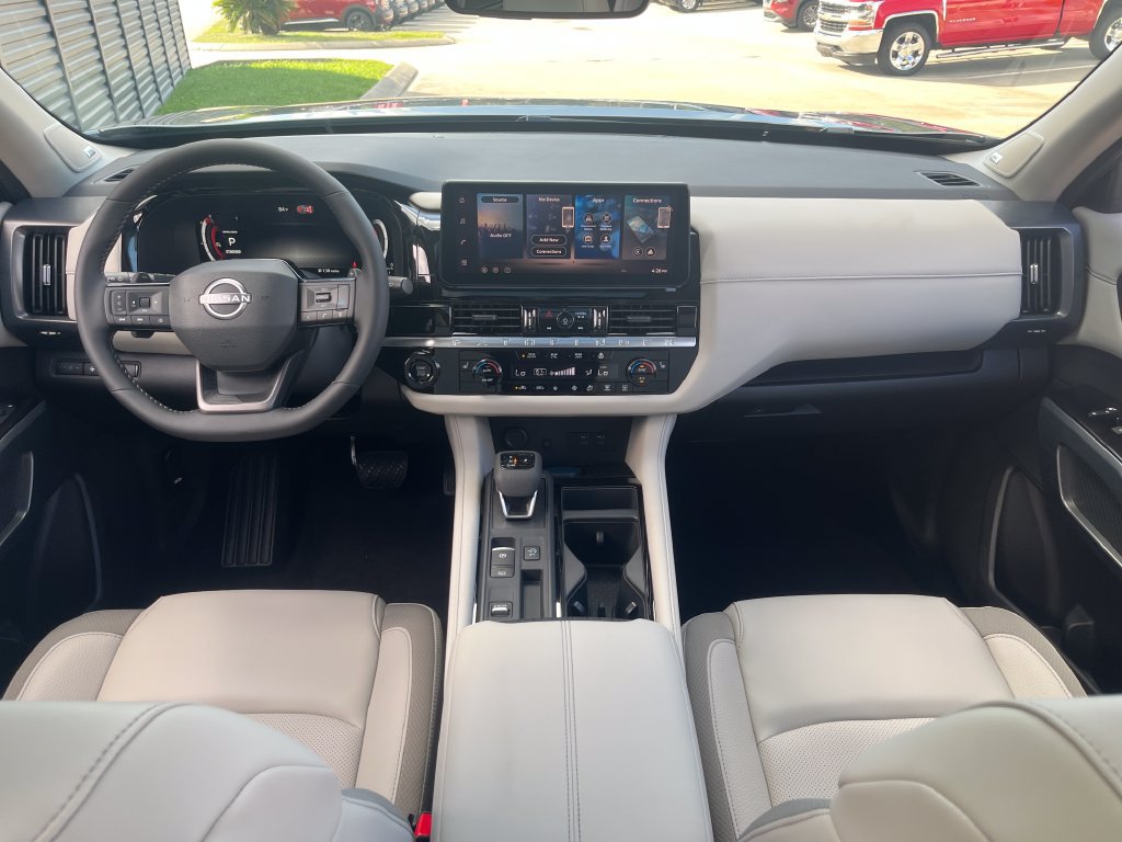 New 2026 Nissan Pathfinder SL FWD image 12