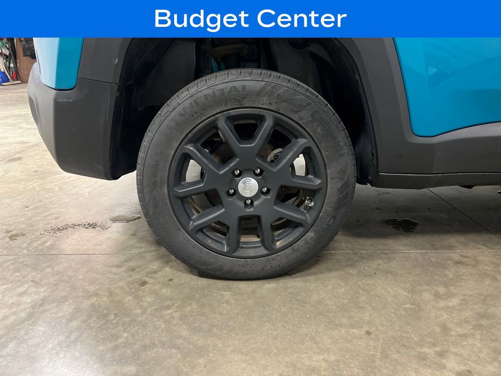 Used 2020 Jeep Renegade Latitude w/ Trailer Tow Group AWD/4WD image 9