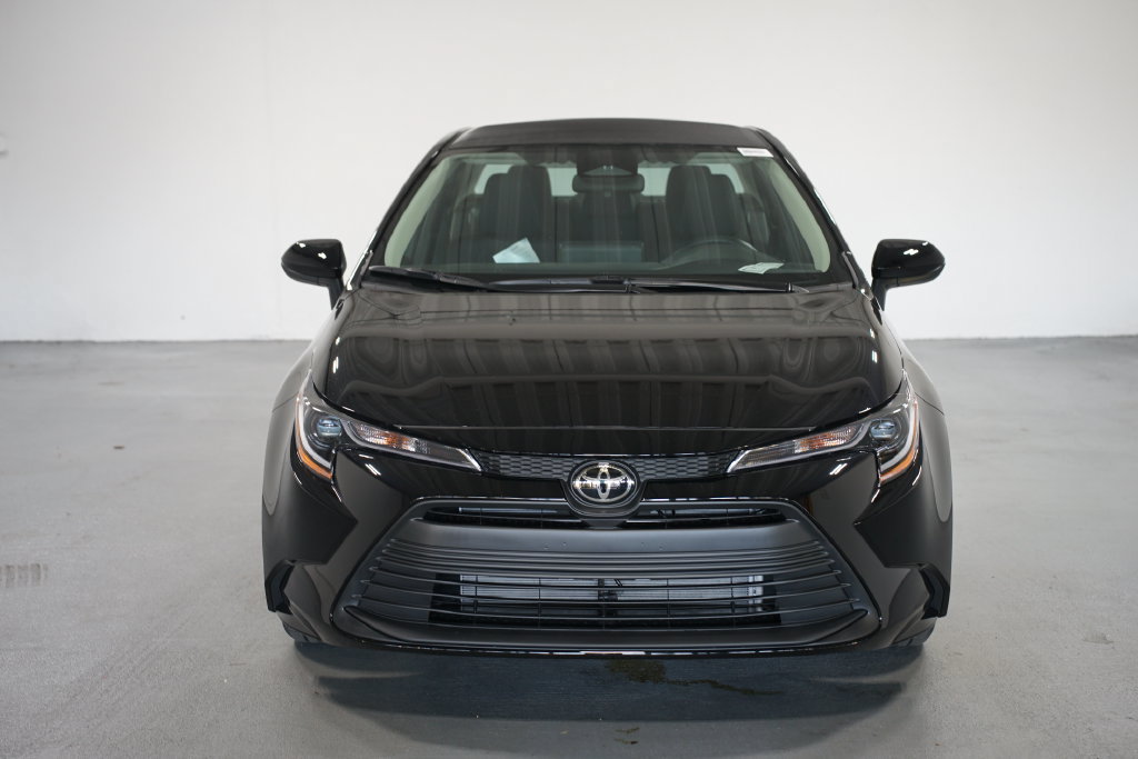 New 2027 Toyota Corolla LE FWD image 2