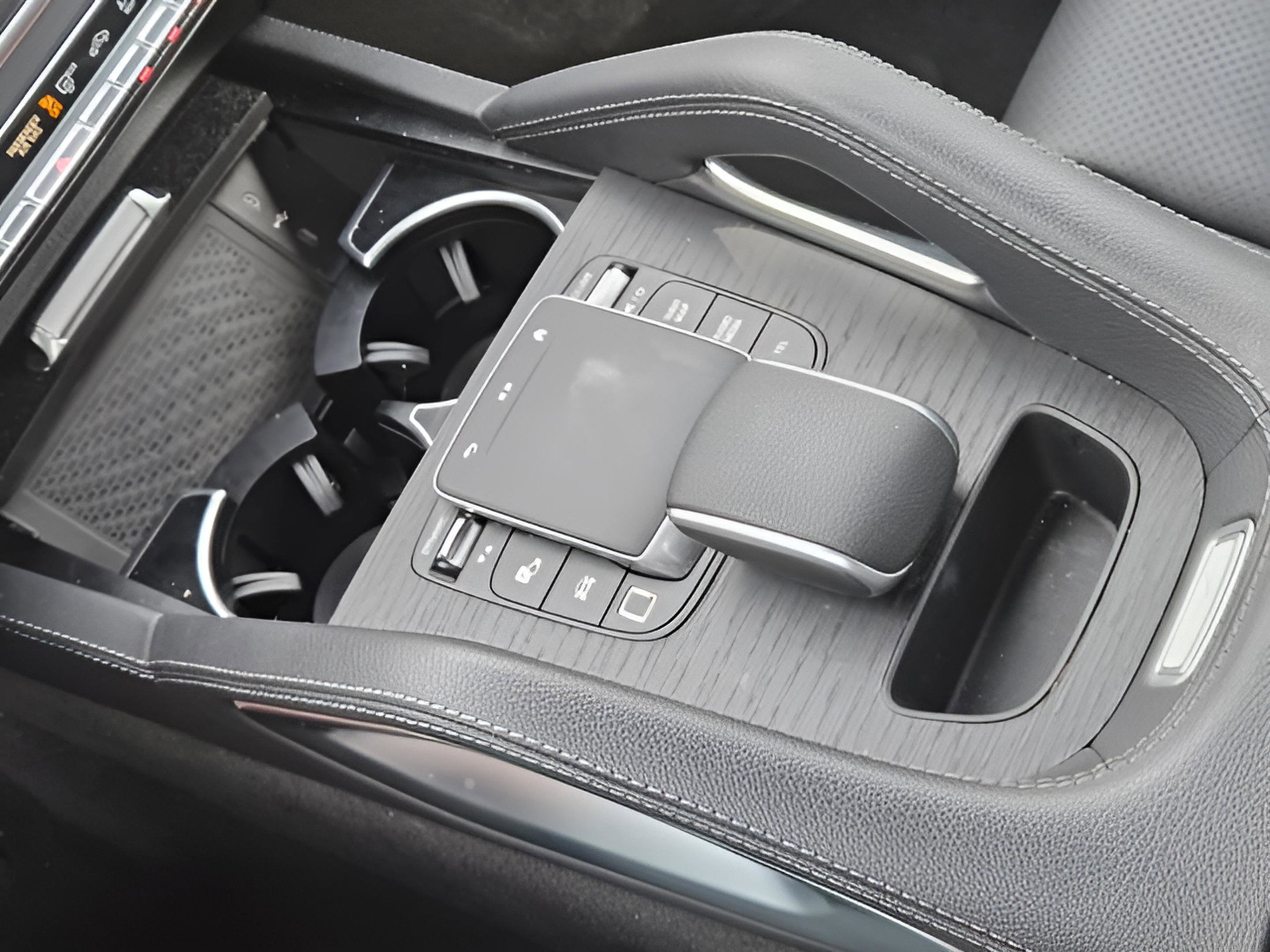 Certified 2025 Mercedes-Benz GLE 450 4MATIC image 19