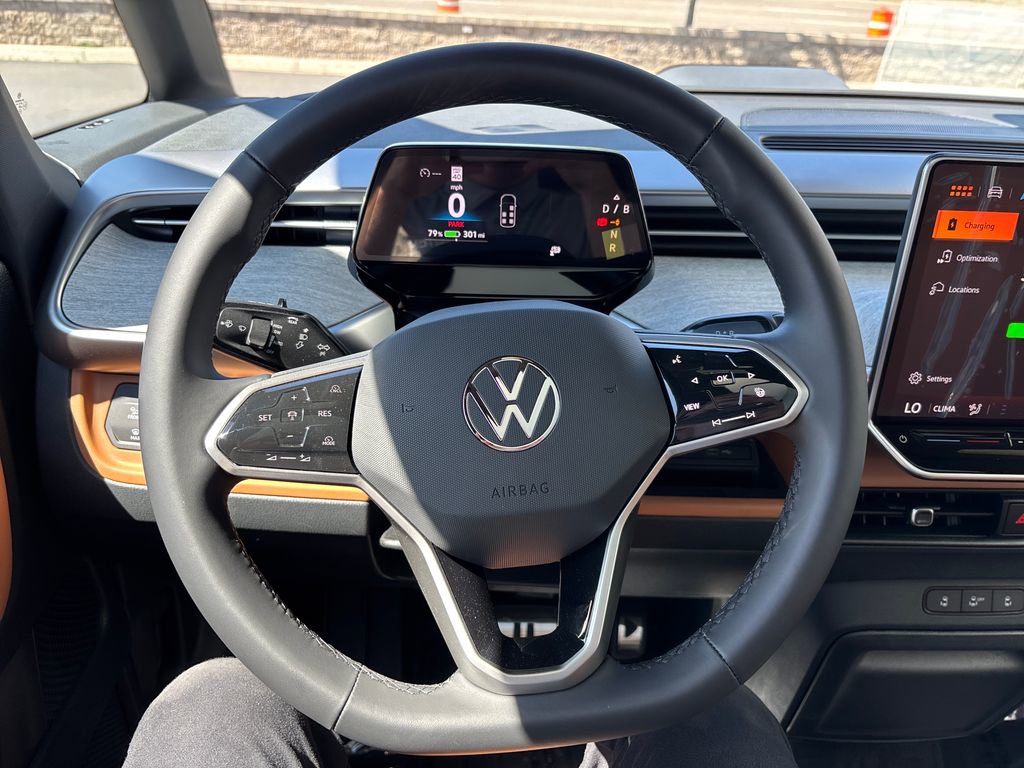 New 2025 Volkswagen ID. Buzz Pro S Plus AWD/4WD image 11
