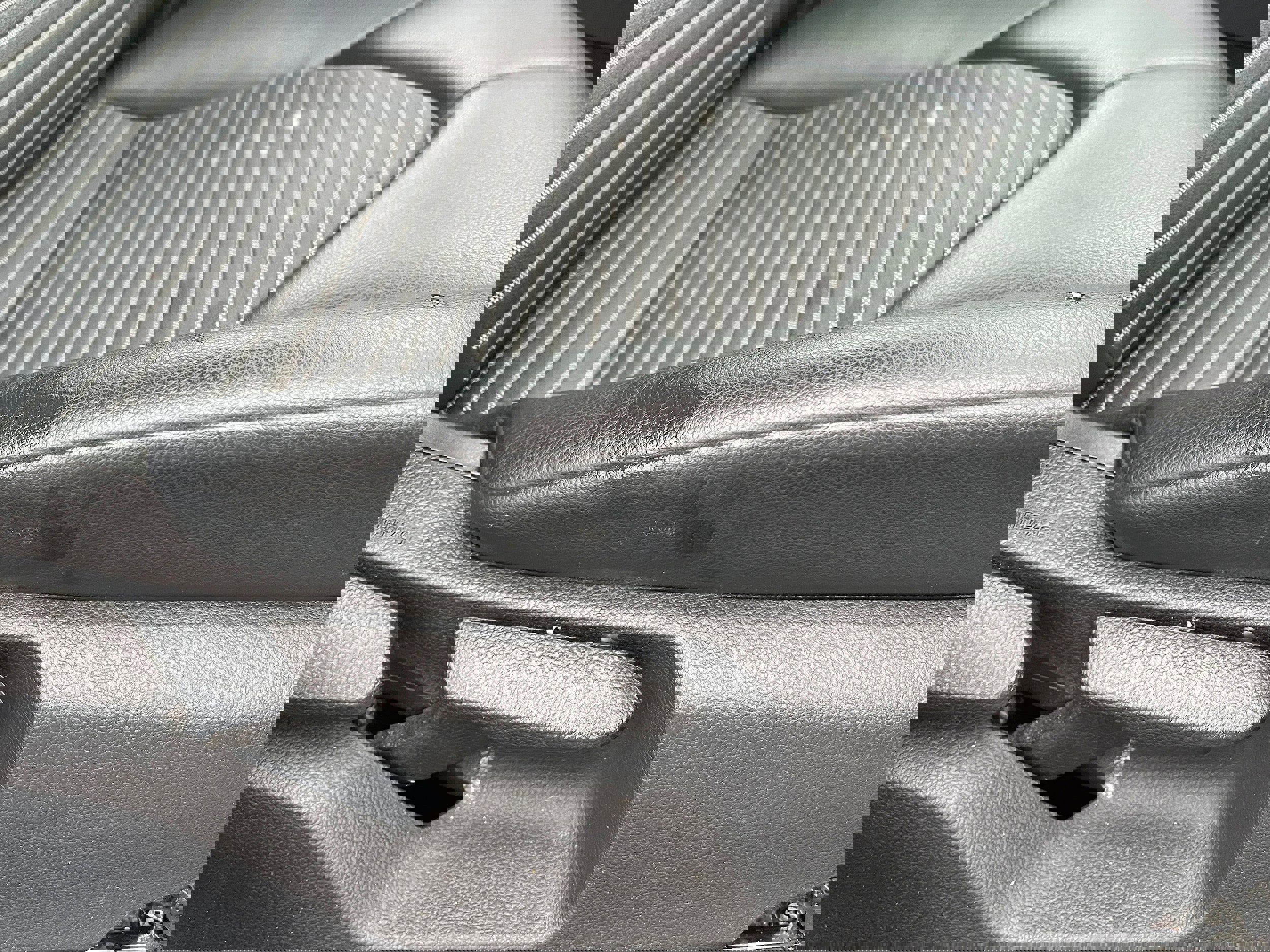 Used 2019 Toyota Camry SE FWD image 12