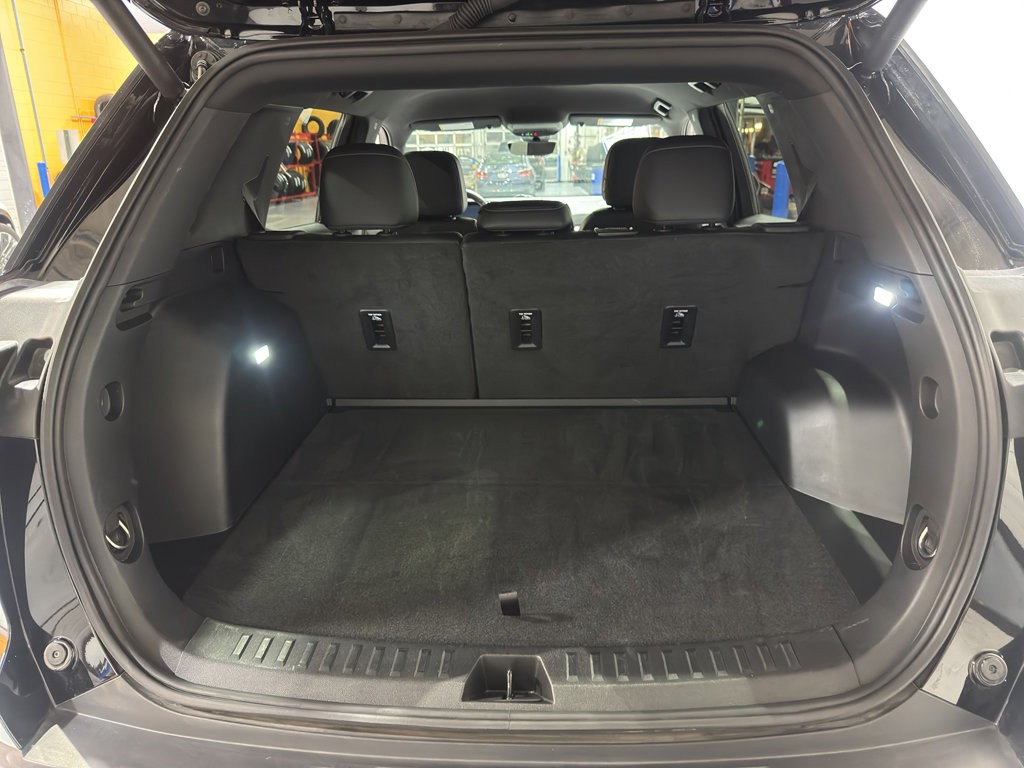 Used 2025 Chevrolet Equinox LT w/ Convenience Package II image 20