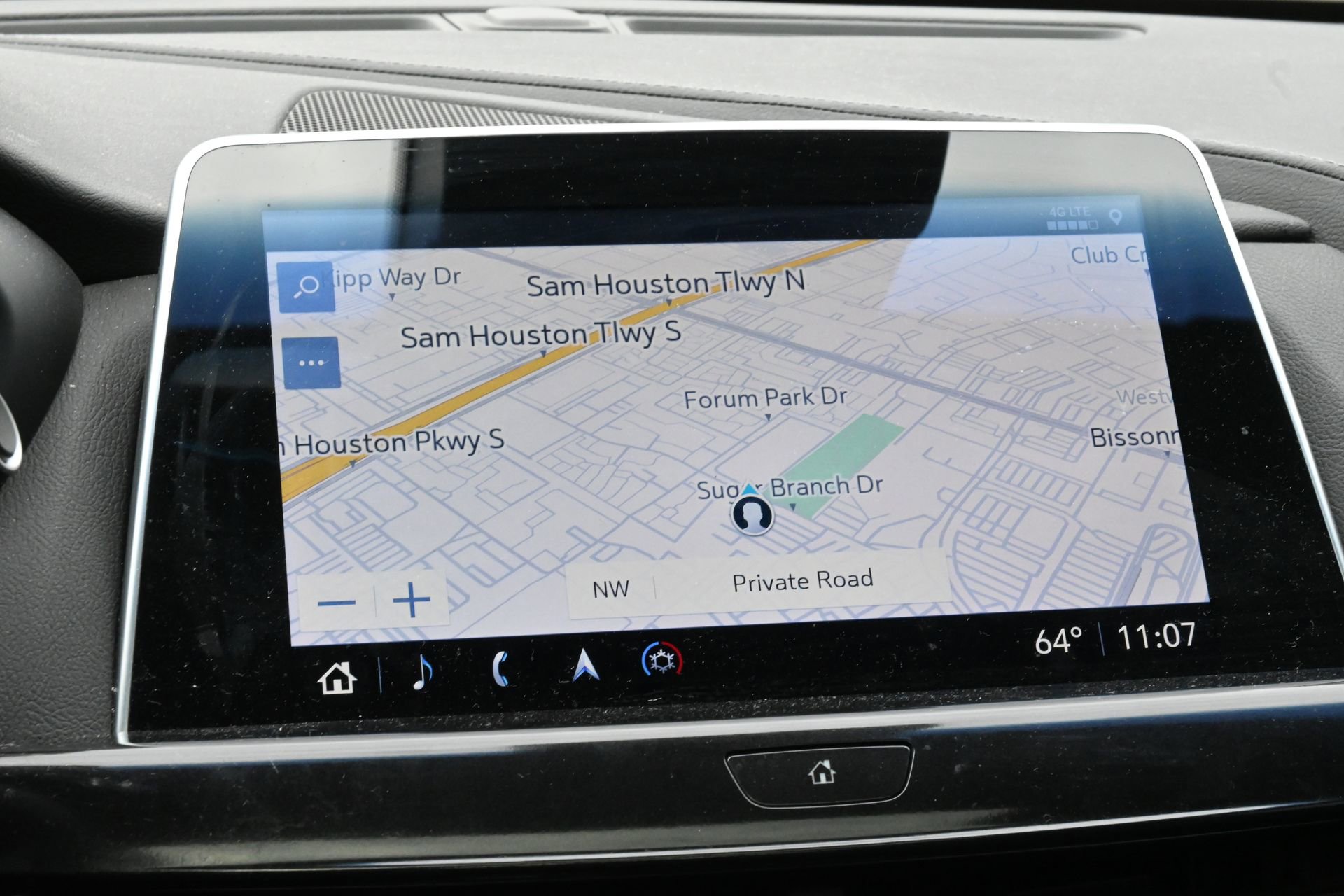 Certified 2024 Cadillac CT5 Luxury w/ Sun And Sound Package image 12