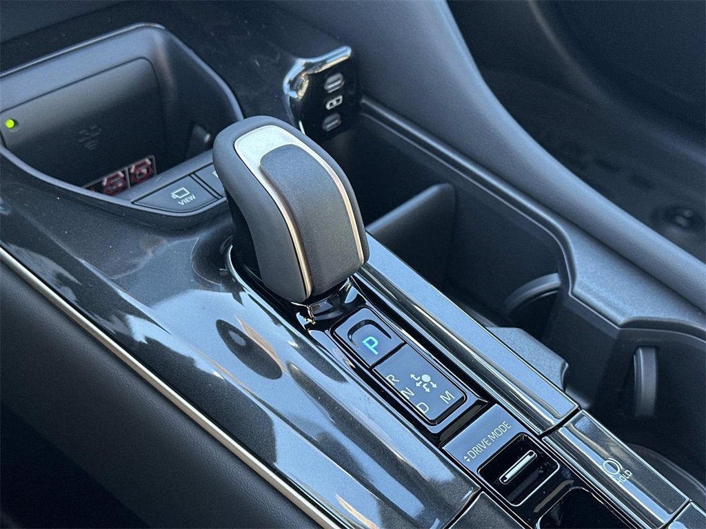 New 2026 Toyota Crown Platinum image 31