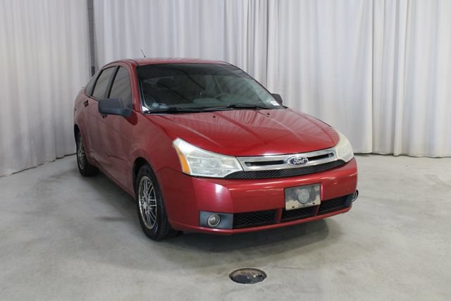 Used 2011 Ford Focus SE w/ Sedan SE Appearance Pkg FWD image 34