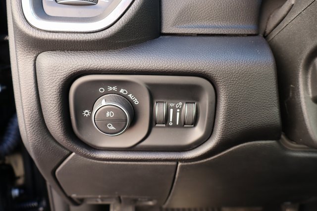 Used 2025 RAM 3500 Laramie image 17