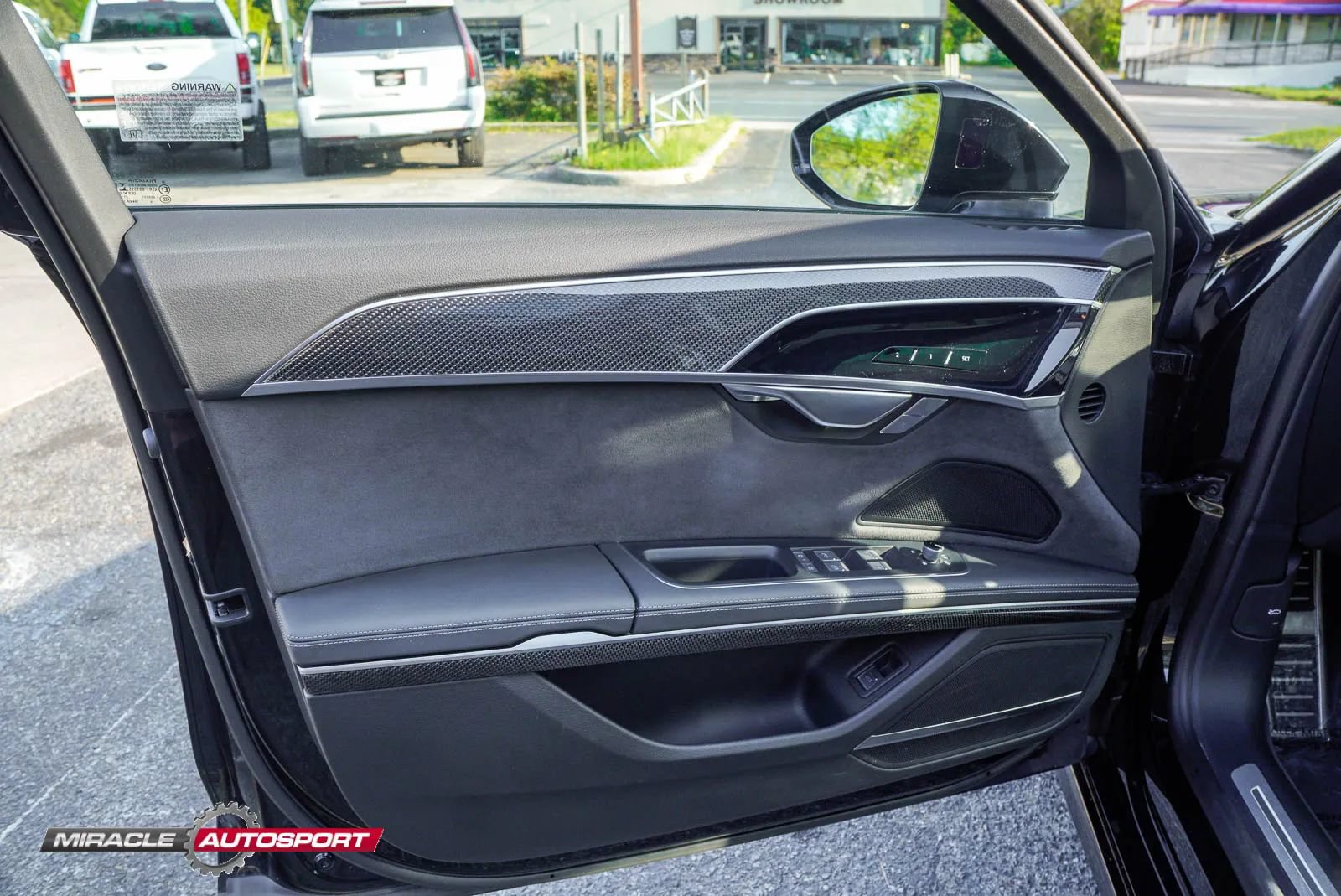 Used 2022 Audi S8 w/ S8 Executive Package AWD/4WD image 14