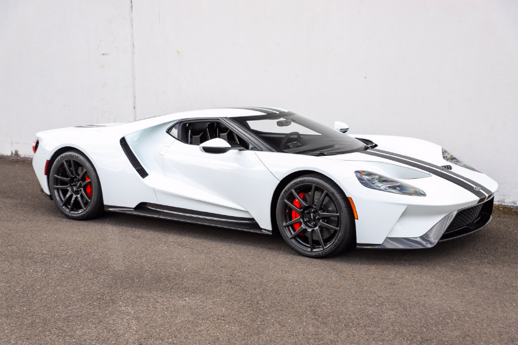 Used 2017 Ford GT RWD image 4