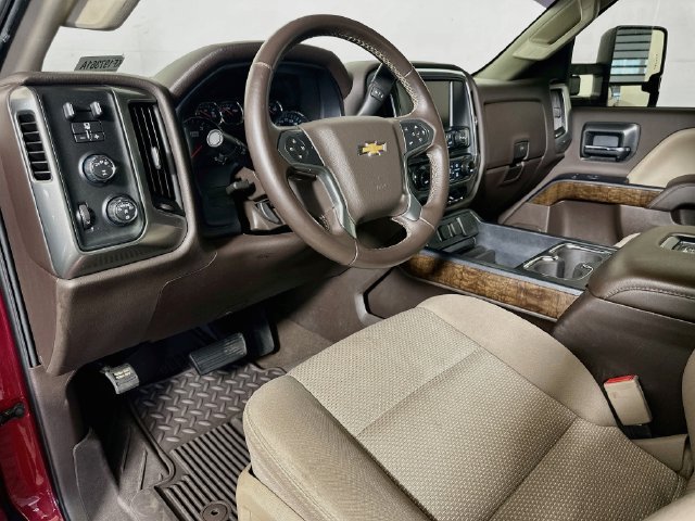 Used 2019 Chevrolet Silverado 3500 LT w/ LT Convenience Package AWD/4WD image 13