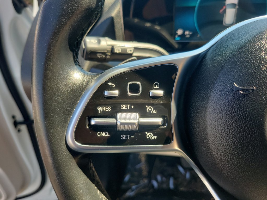 Used 2021 Mercedes-Benz GLA 250 image 25