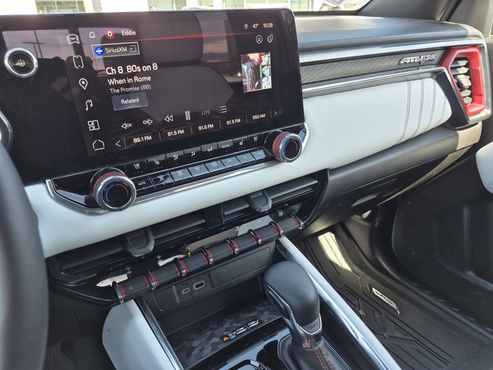 Used 2024 GMC Canyon AT4X image 11