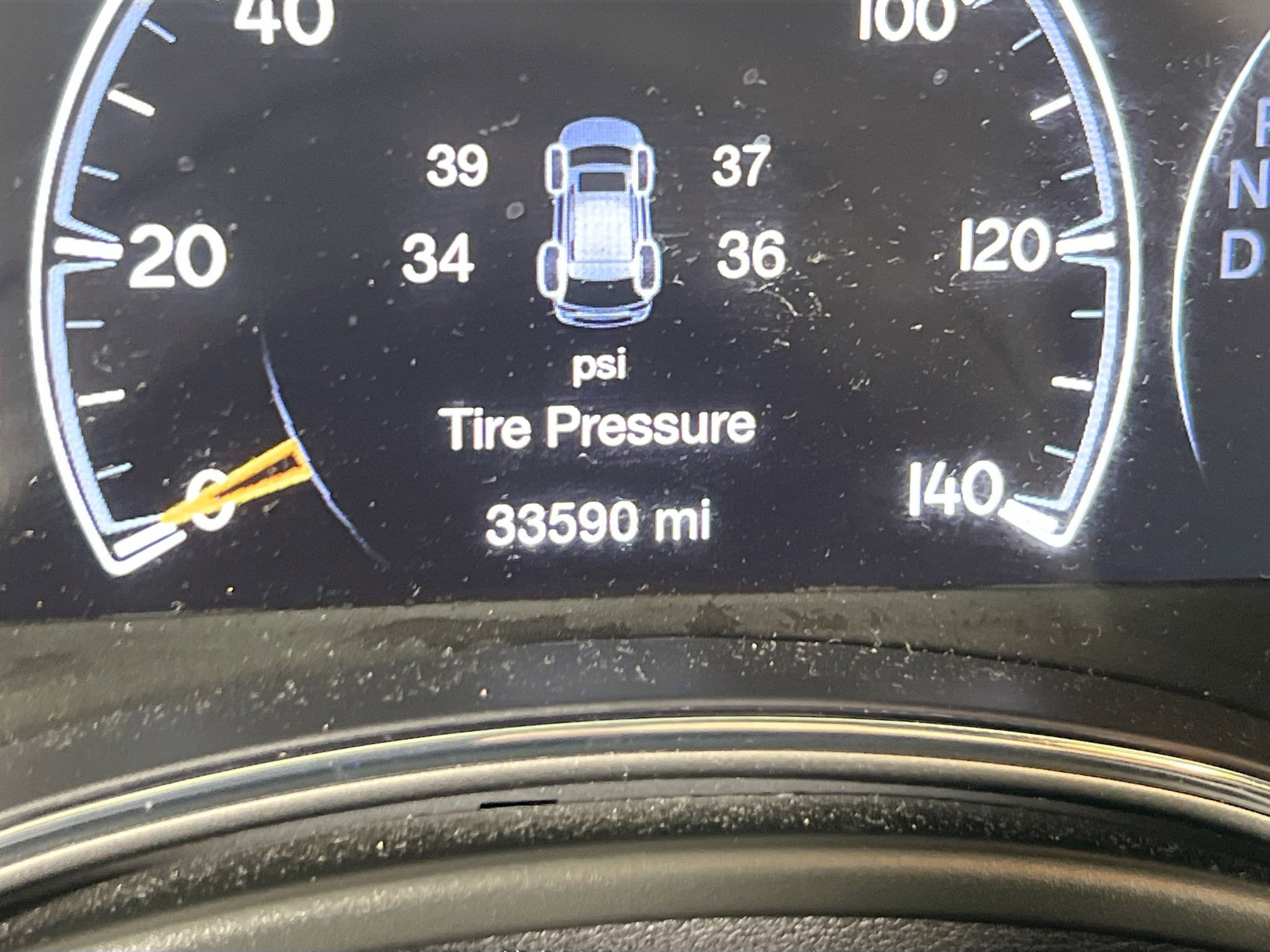 Used 2022 Jeep Grand Cherokee Laredo X image 12