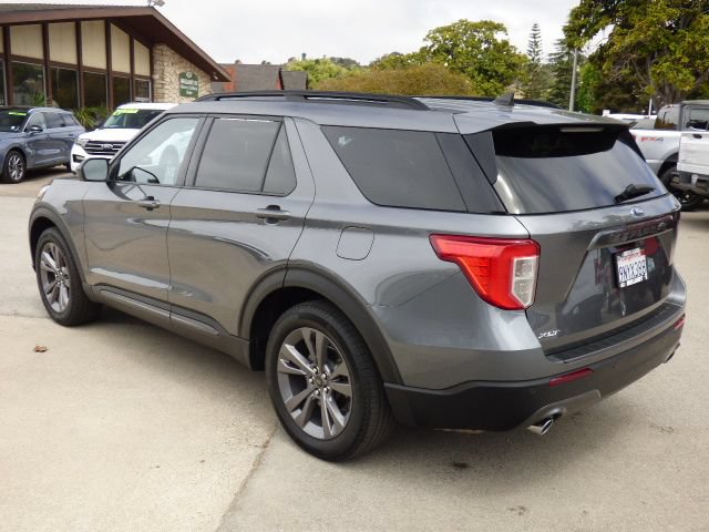 Used 2024 Ford Explorer XLT w/ Equipment Group 202A RWD image 5