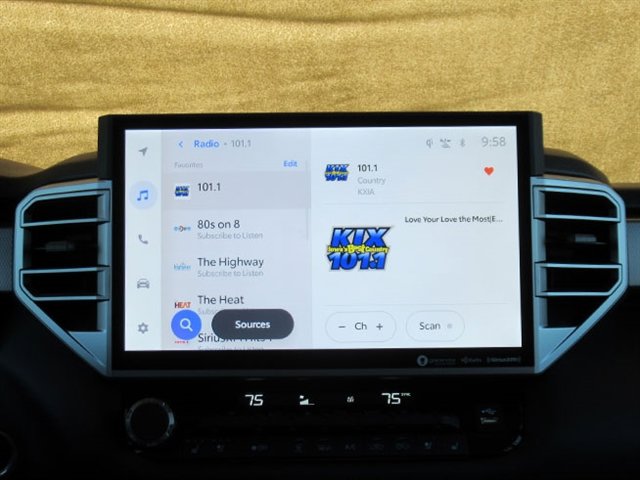 Used 2024 Toyota Tundra Limited w/ Power Package image 21