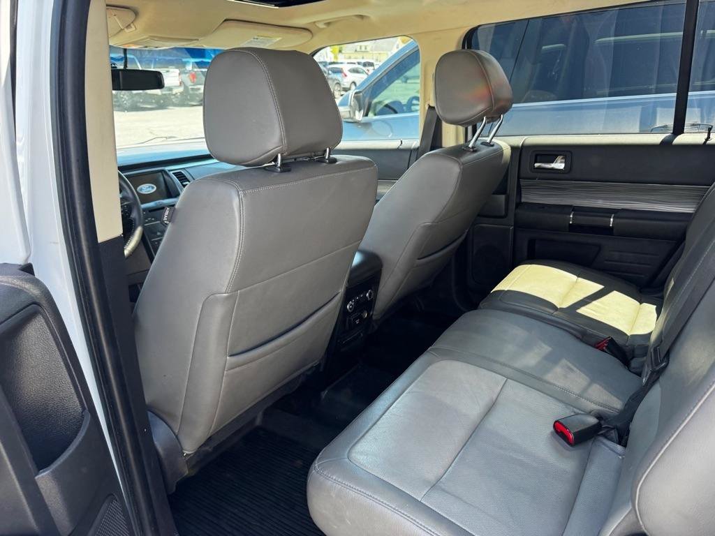 Used 2018 Ford Flex SEL w/ Equipment Group 202A AWD/4WD image 13