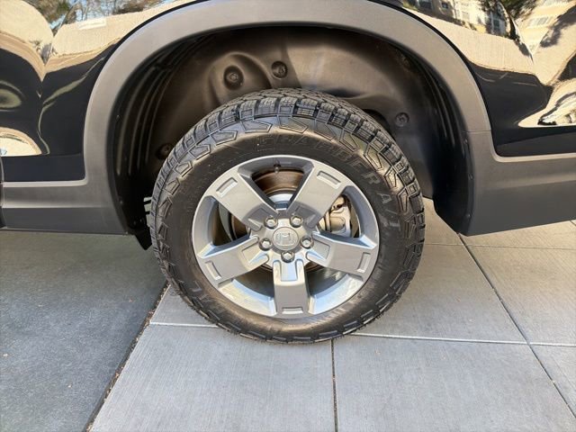 Used 2025 Honda Ridgeline TrailSport image 12