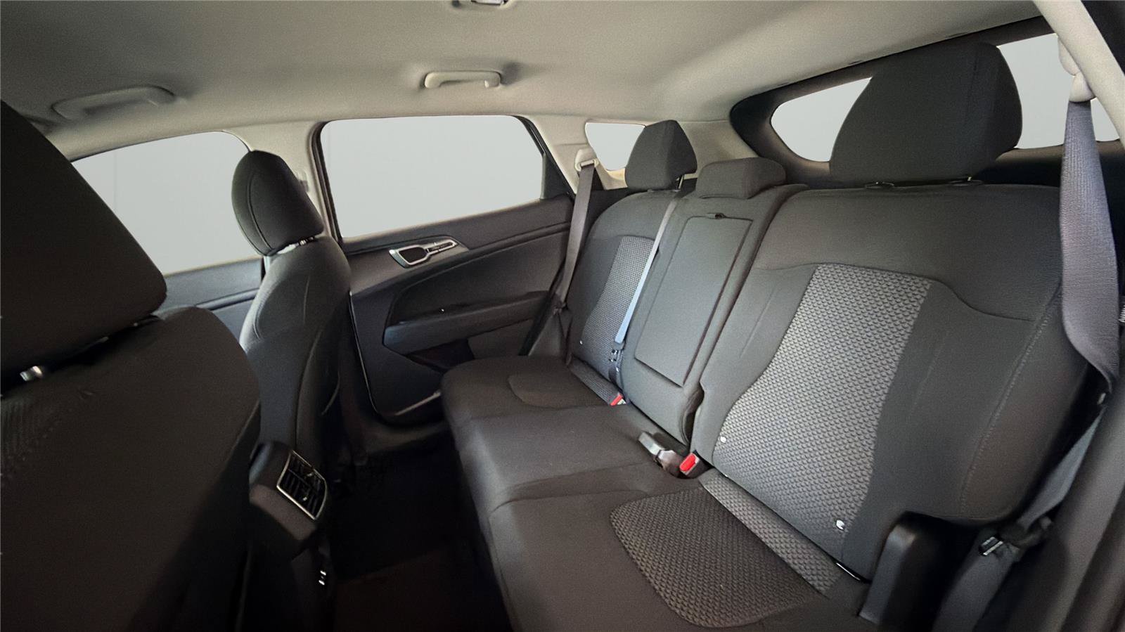 New 2026 Kia Sportage S AWD/4WD image 11
