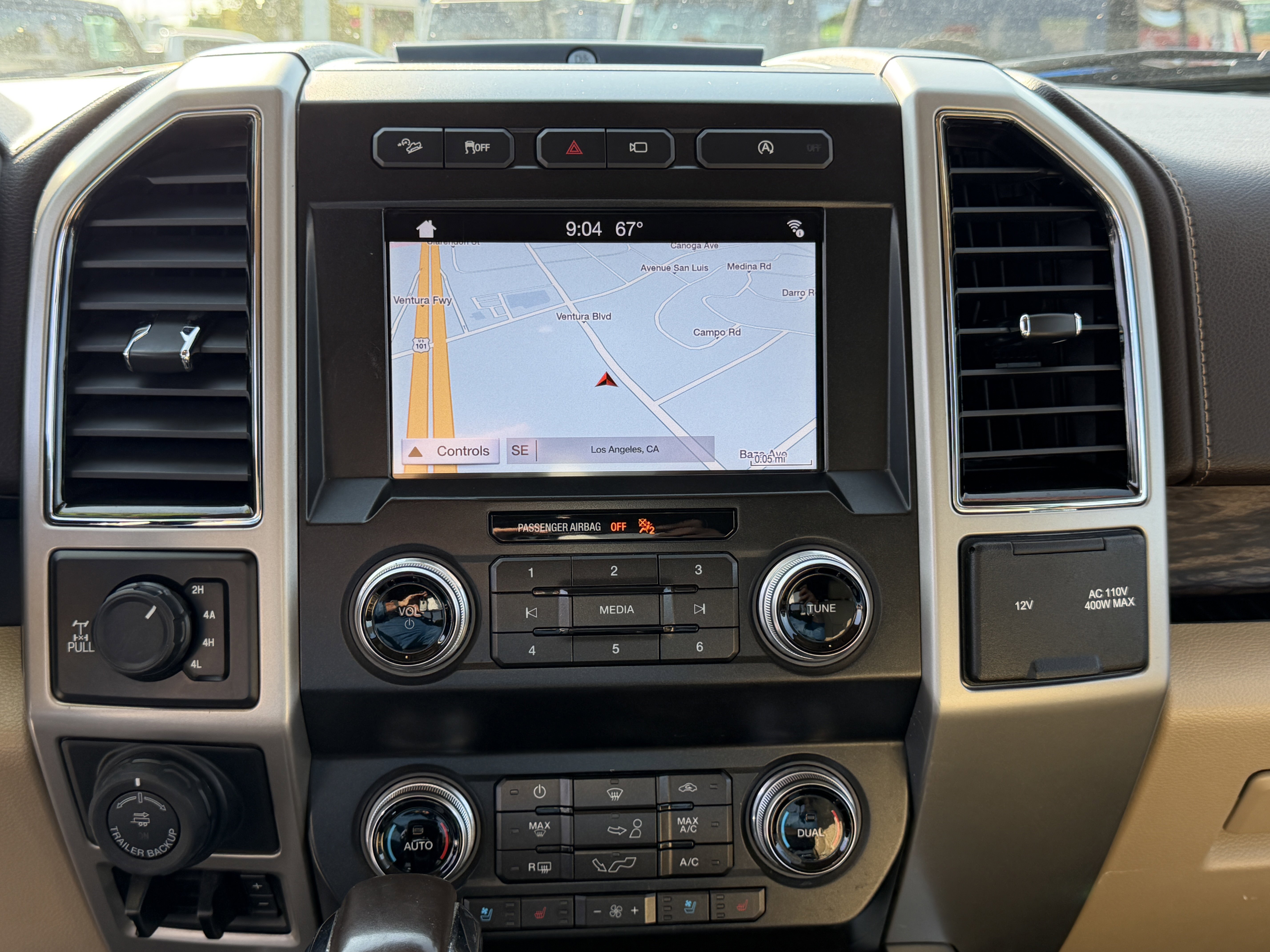 Certified 2019 Ford F150 Lariat w/ Equipment Group 502A Luxury AWD/4WD image 18