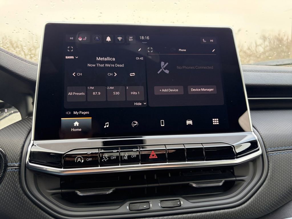 New 2026 Jeep Compass Latitude image 21