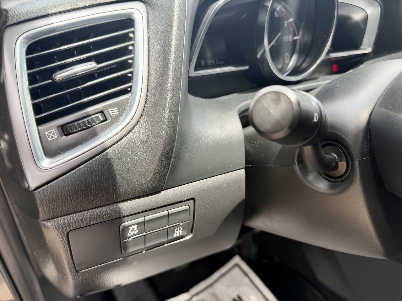 Used 2018 Subaru Impreza 2.0i Sport w/ Popular Package #1 AWD/4WD image 33