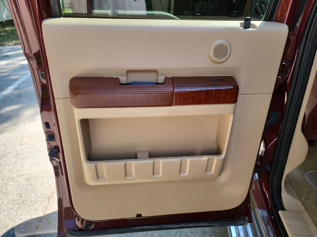 Used 2012 Ford F250 King Ranch w/ FX4 Off Road Pkg AWD/4WD image 27