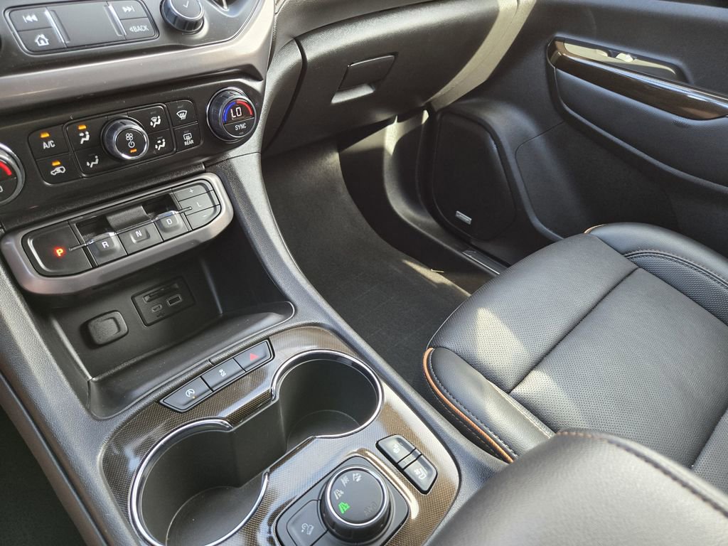 Certified 2023 GMC Acadia AT4 w/ Preferred Package image 14