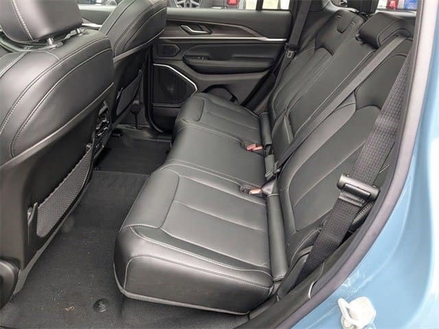 New 2026 Jeep Grand Cherokee Limited Reserve AWD/4WD image 25