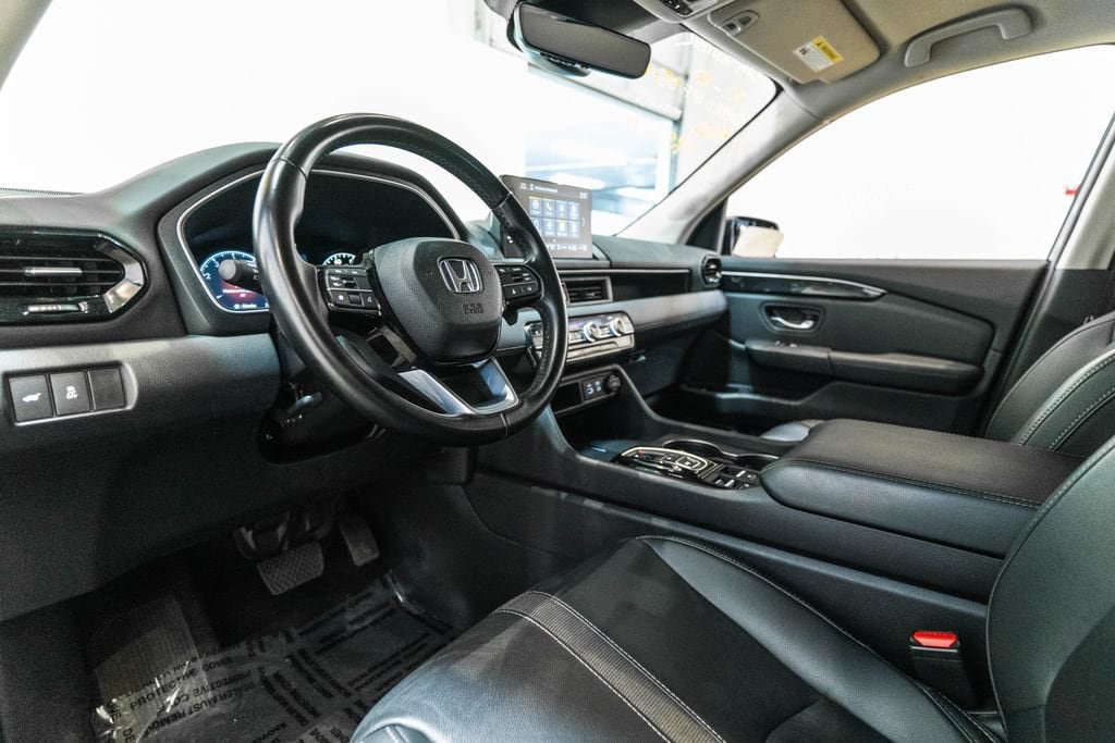 Used 2024 Honda Pilot EX-L image 4