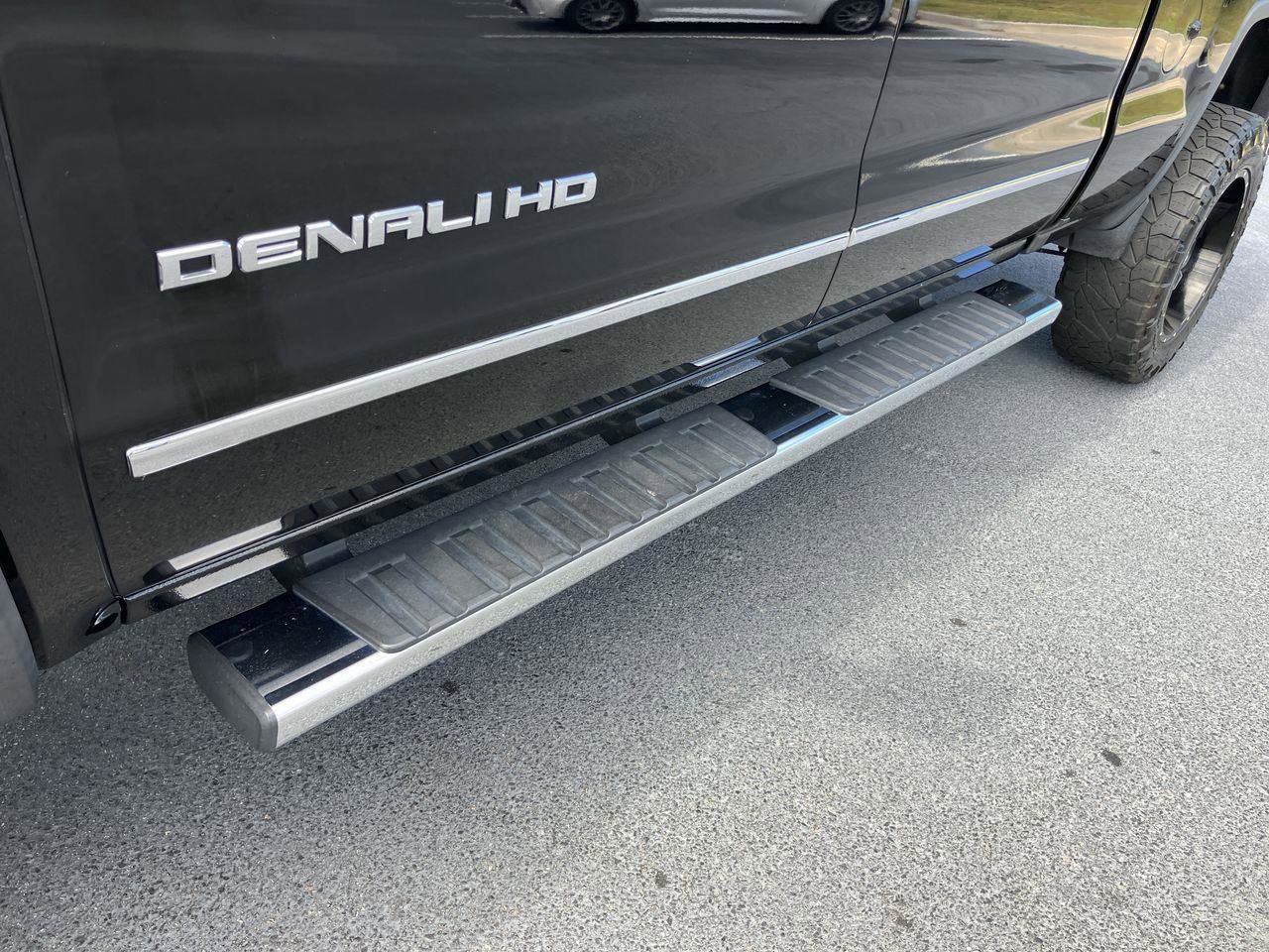 Used 2018 GMC Sierra 2500 Denali w/ Duramax Plus Package image 11