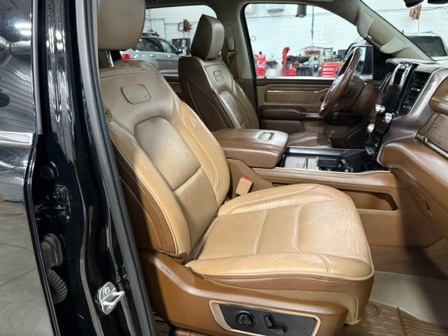 Used 2020 RAM 1500 Longhorn AWD/4WD image 9