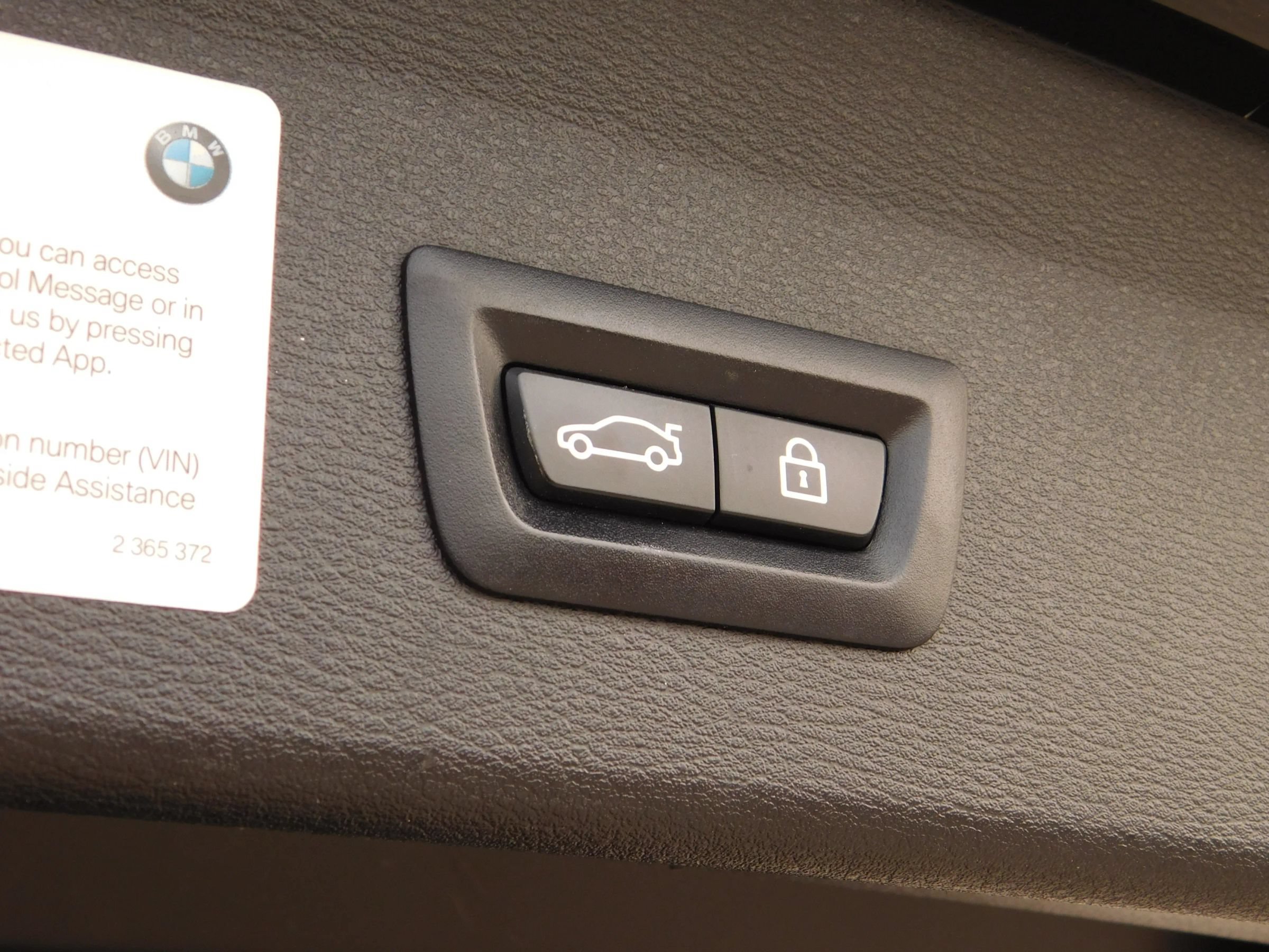 Used 2018 BMW X1 xDrive28i w/ Convenience Package AWD/4WD image 9
