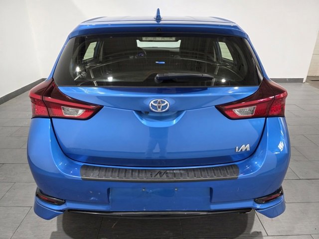 Used 2017 Toyota Corolla iM image 4