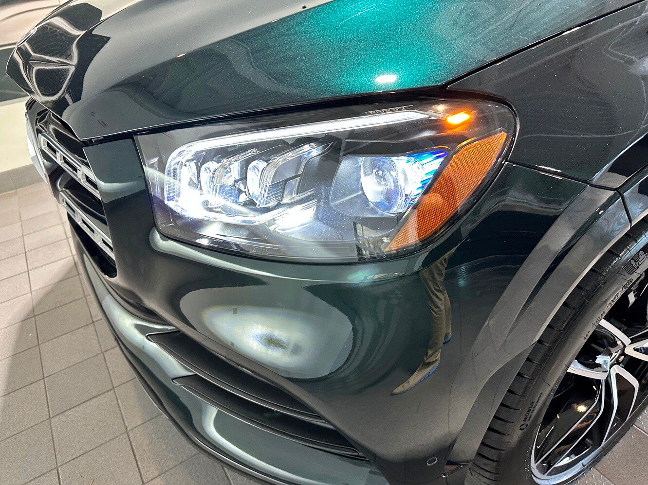 Used 2023 Mercedes-Benz GLS 450 4MATIC image 43