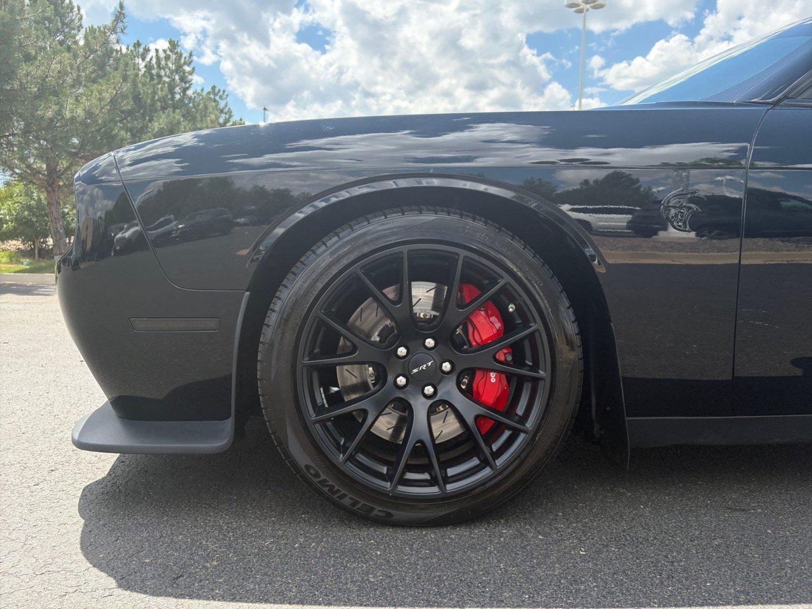 Used 2016 Dodge Challenger SRT Hellcat RWD image 10