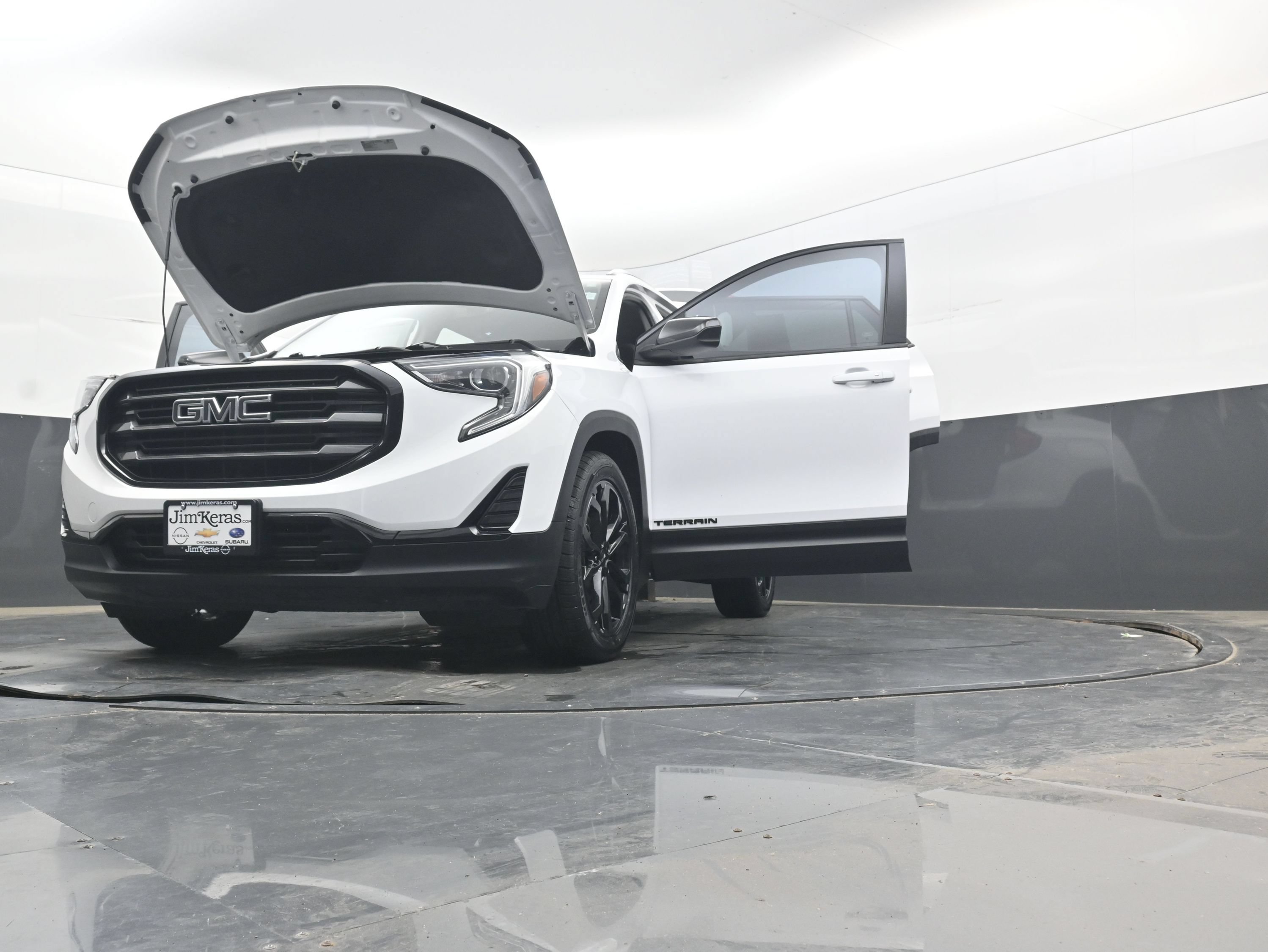 Used 2020 GMC Terrain SLE w/ Driver Convenience Package FWD image 39