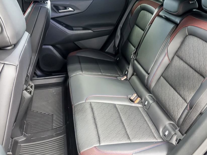 New 2026 Chevrolet Equinox RS w/ LPO, Floor Liner Package FWD image 11