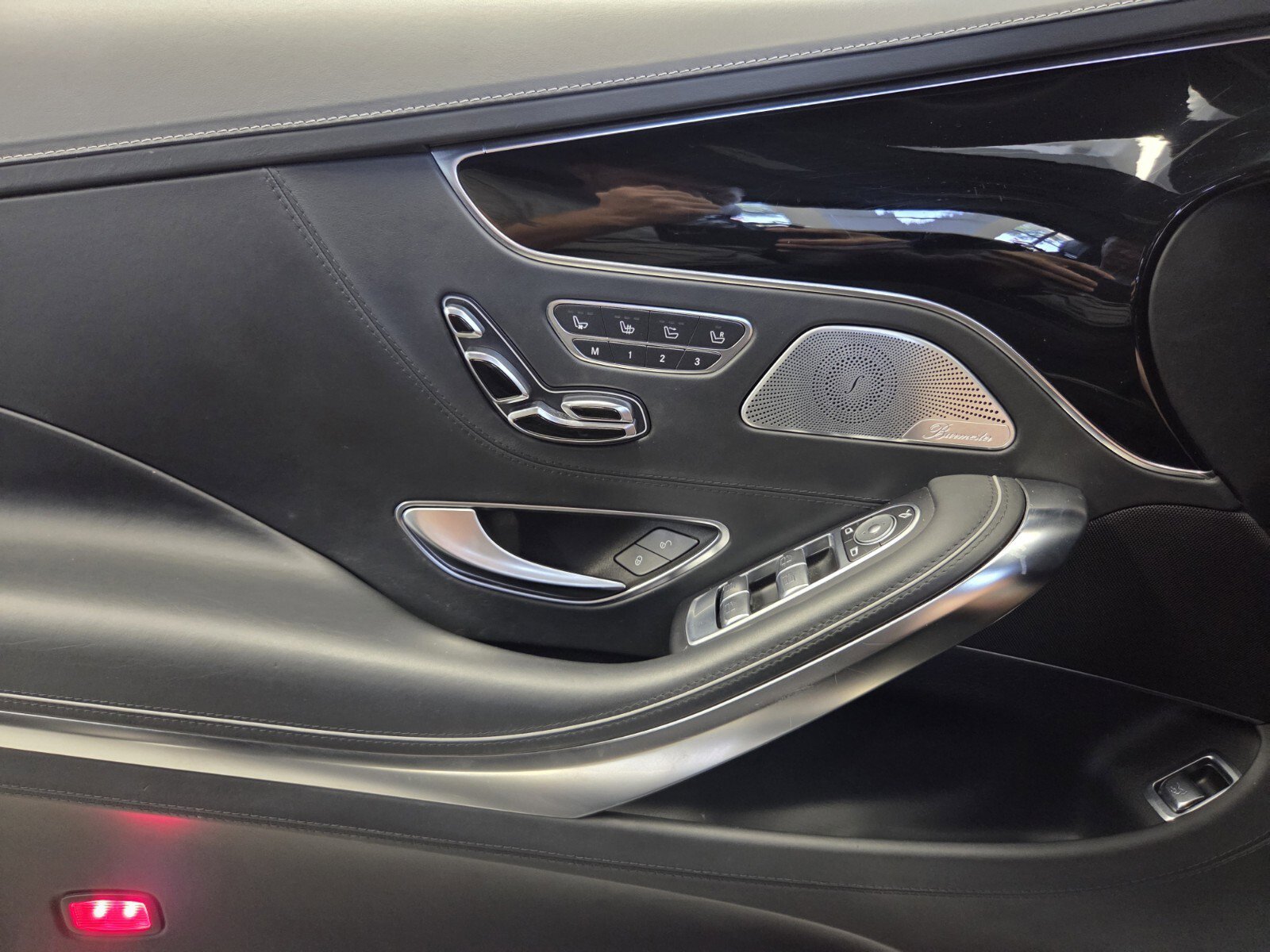 Used 2017 Mercedes-Benz S 550 Cabriolet image 19