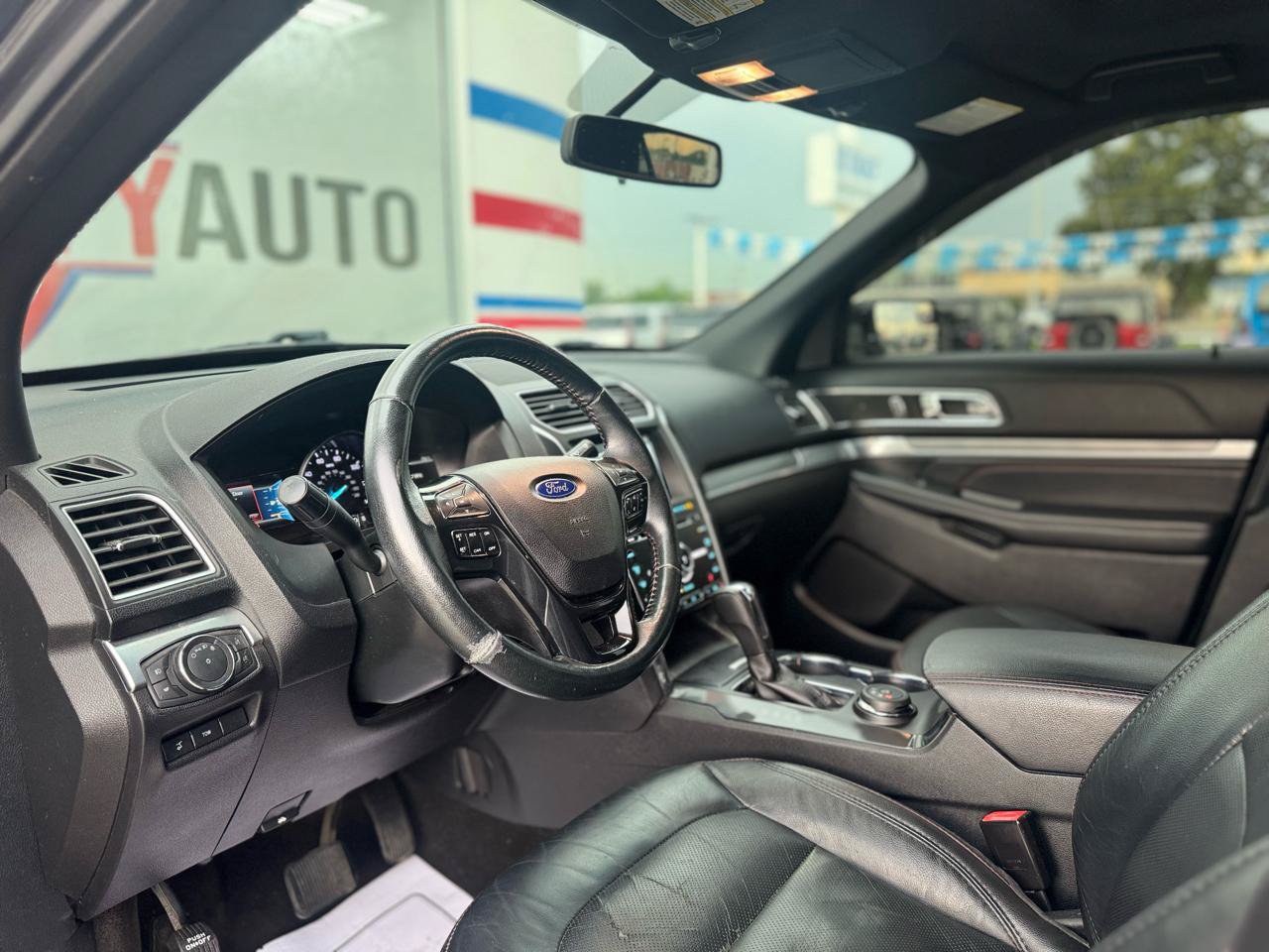 Used 2018 Ford Explorer Sport AWD/4WD image 41