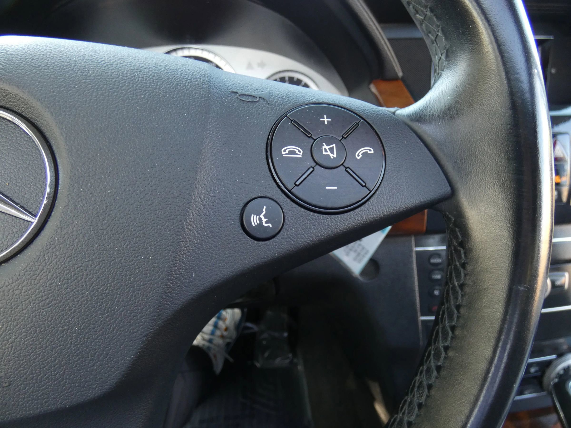 Used 2012 Mercedes-Benz GLK 350 2WD image 72