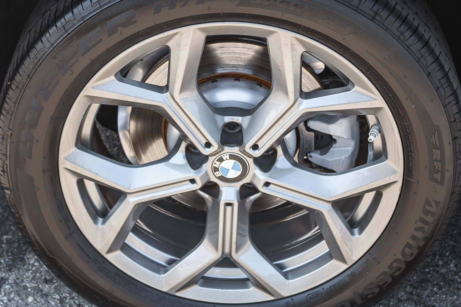 Used 2024 BMW X4 xDrive30i w/ Premium Package AWD/4WD image 11